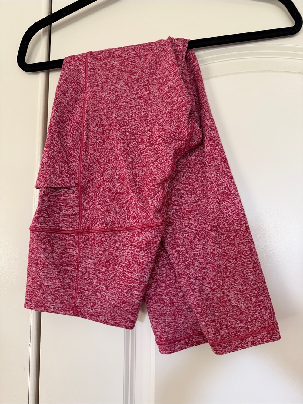 Athleta salutation pocket, soft leggings, tights in heathered red size medium m